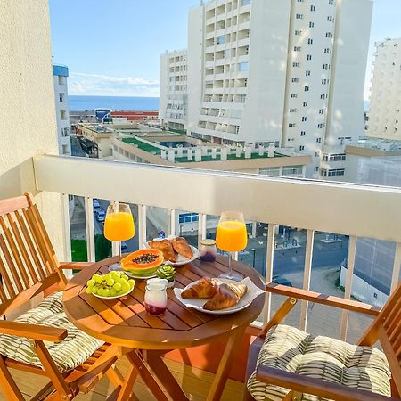Luxury 2 Min Beach With Balcony, Ocean View, Wifi, Ac, Smarttv Portimao Exterior photo