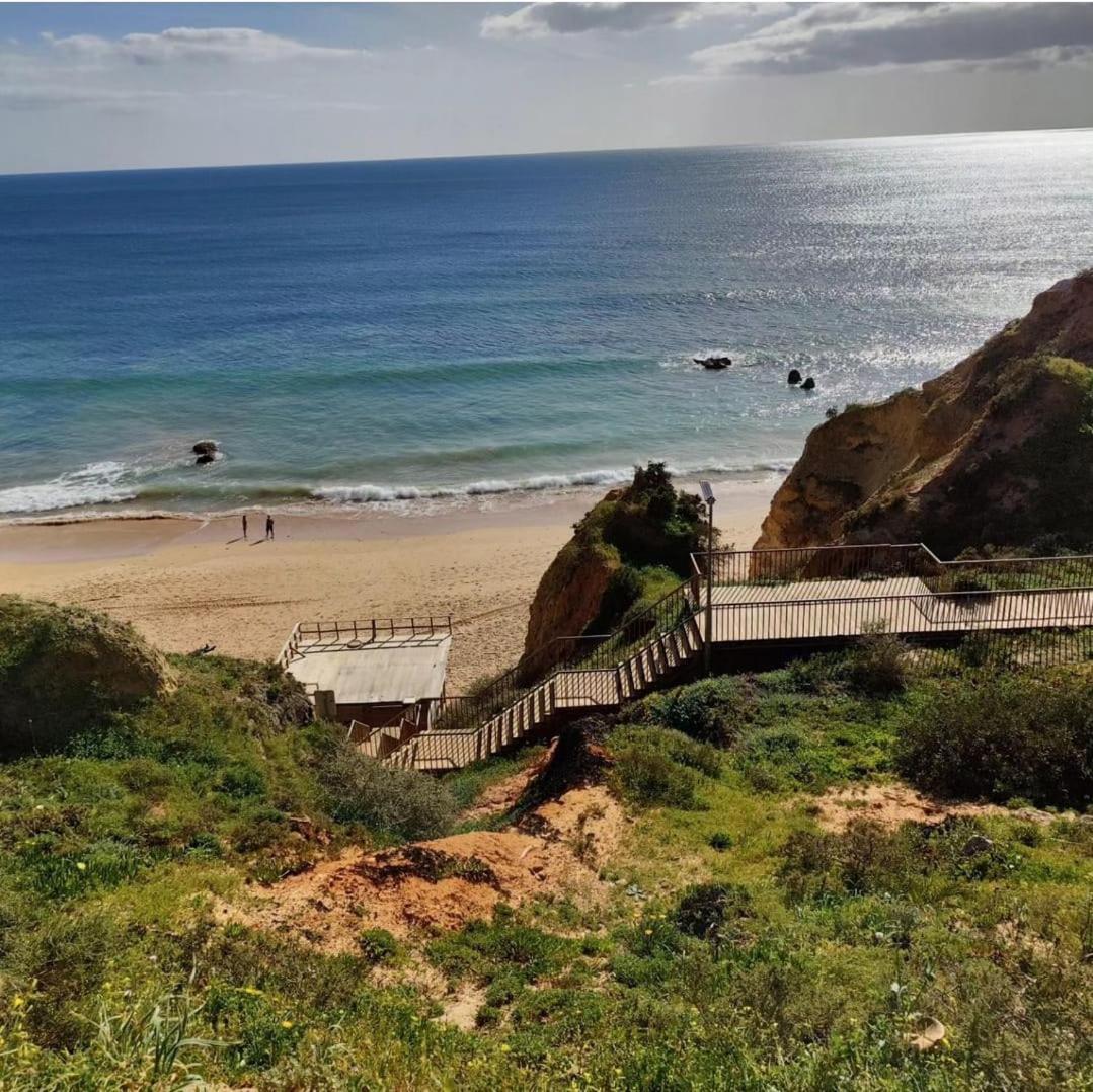 Luxury 2 Min Beach With Balcony, Ocean View, Wifi, Ac, Smarttv Portimao Exterior photo