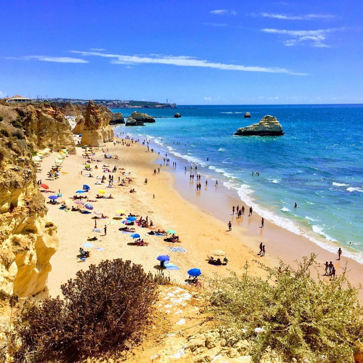 Luxury 2 Min Beach With Balcony, Ocean View, Wifi, Ac, Smarttv Portimao Exterior photo